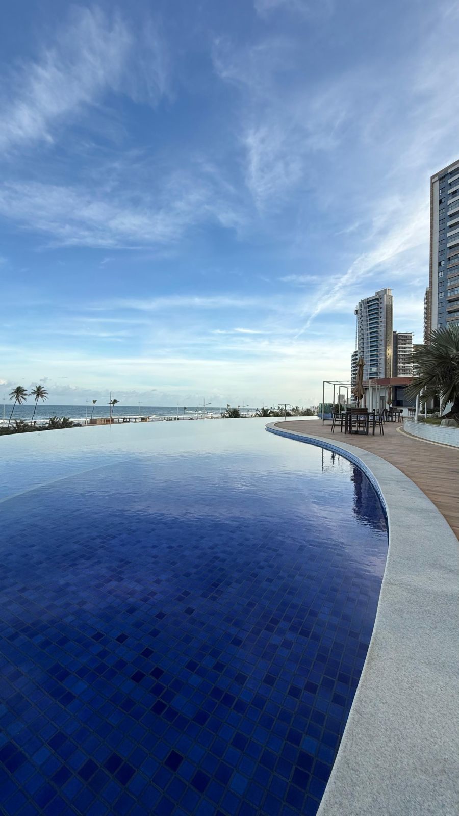 Apartamento Alto Padrão - Venda - Jaguaribe - Salvador - BA